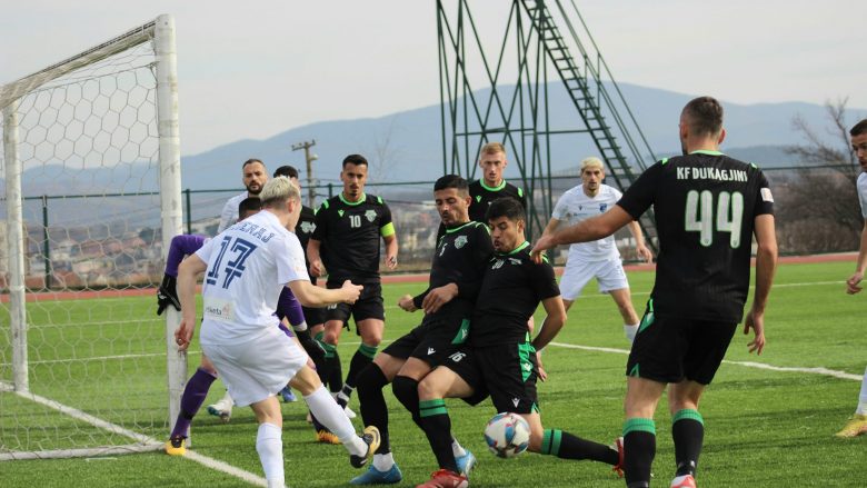 Drita dhe Dukagjini ndahen baras në trilerin e katër golave, gjilanasit humbën penallti në fund