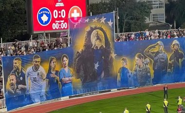 Imazhi i Rita Orës me flamurin e Kosovës qëndron në krye të koreografisë së përgatitur nga Dardanët