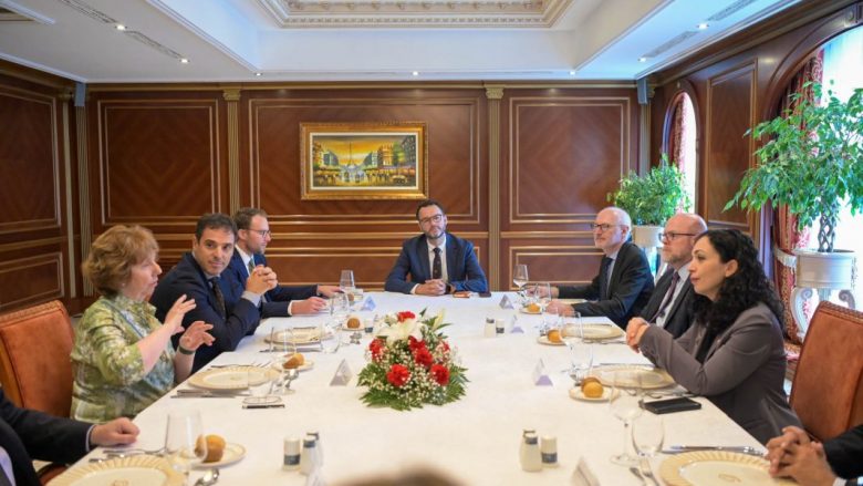 Osmani takohet me Baroneshën Ashton dhe ish-diplomatin amerikan Reeker, diskutojnë për dialogun Kosovë-Serbi