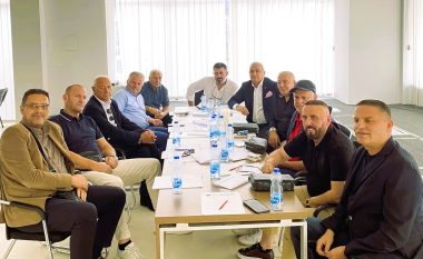 FC Prishtina njofton për ndryshimet e bërë në kryesi të klubit dhe kush i bleu aksionet e Remzi Ejupit dhe të tjerëve