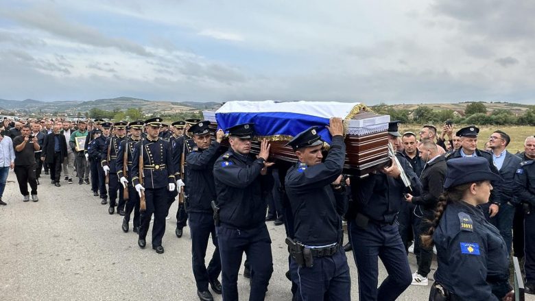 Varroset me ceremoni shtetërore polici Afrim Bunjaku