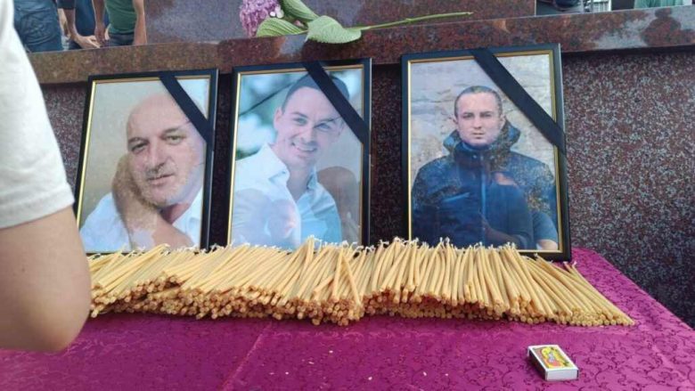 Lista Serbe nderon terroristët e vrarë në Banjskë të Zveçanit