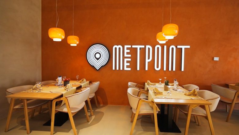 Restauranti më cool në qytet ka hapur dyert  – MeetPoint është vendi për familje e shoqëri