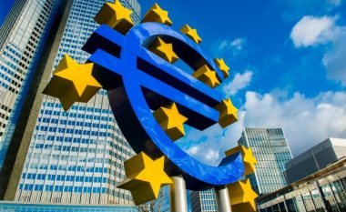 Në Eurozonë, gjithnjë e më pak hua nga bankat