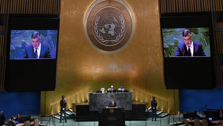 Presidenti kroat bën thirrje në OKB për njohjen e Kosovës anëtare e barabartë e kësaj organizate