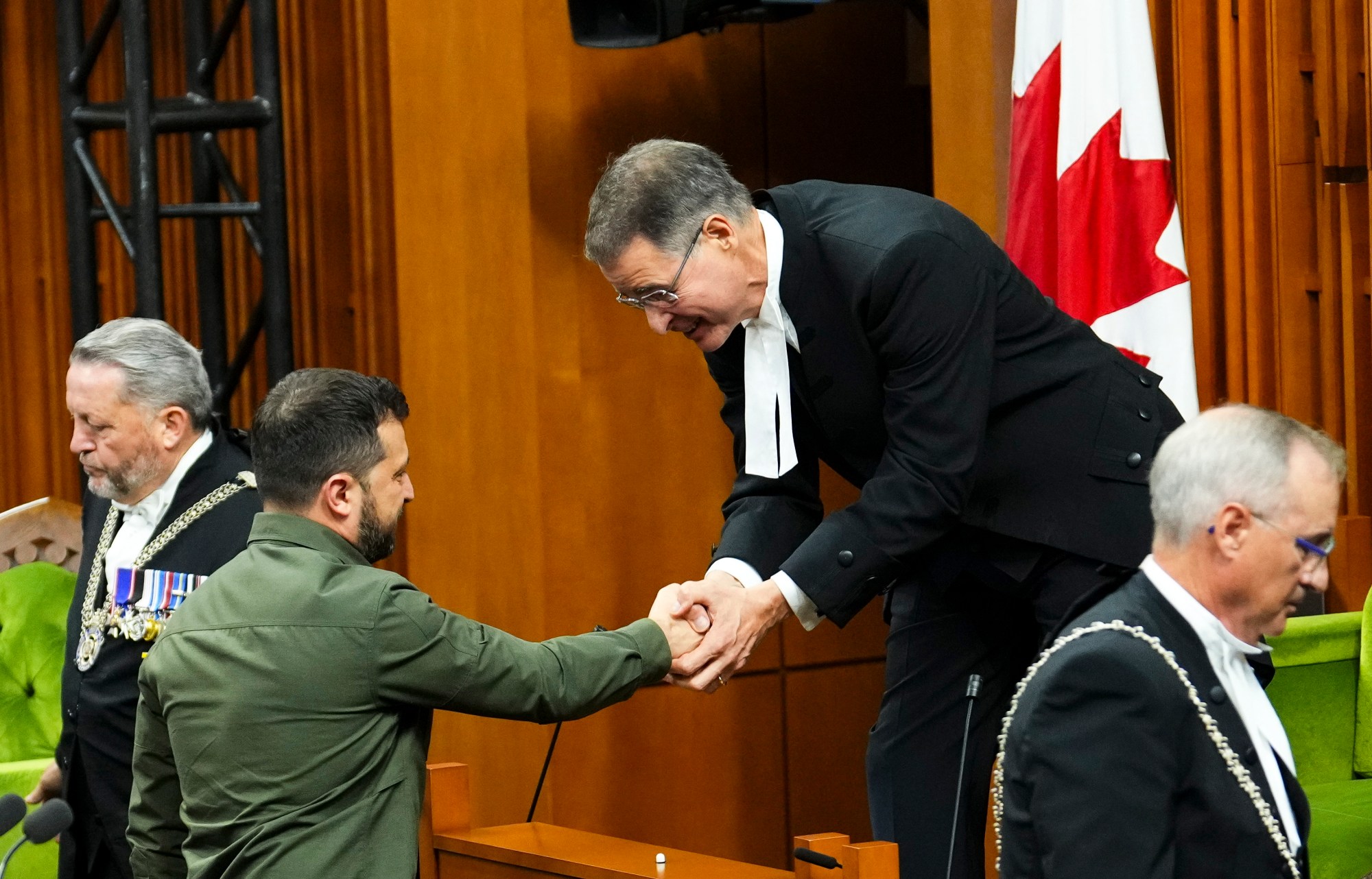 Jep dorëheqje kryetari i parlamentit kanadez pasi lavdëroi publikisht nazistët para syve të Zelenskyt