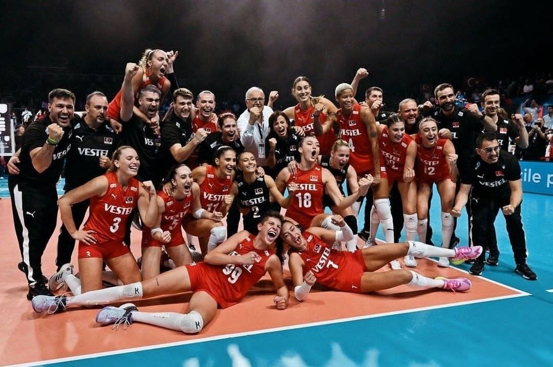 Turqia mund Serbinë dhe fiton Kampionatin Evropian për Femra