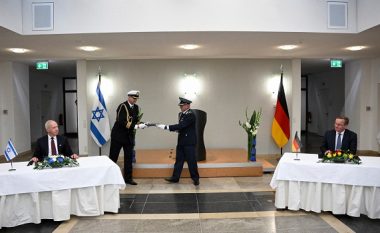Gjermania dhe Izraeli nënshkruan marrëveshjen “historike” të mbrojtjes raketore prej 3.5 miliardë dollarësh
