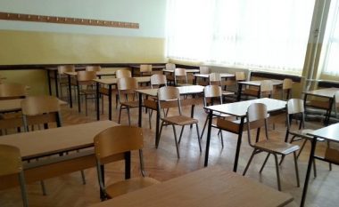 Mbi 40 nxënës të Vizbegut që mësojnë në shkollën “7 marsi” në Çair, kanë mbetur pa transport të organizuar