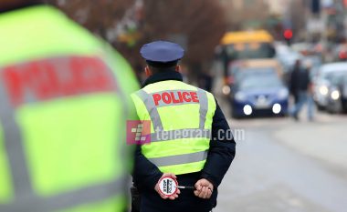 Sulmohen dy policë në Prishtinë, njërit i thyhet dora