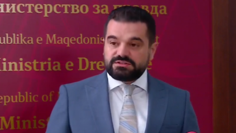 Lloga: Sot neofashisti Apasiev feston fitoren ndaj Titos së tij