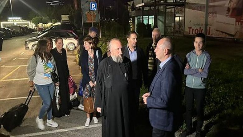 Rrëfimi i pelegrinëve në Manastirin e Banjskës: U plaçkitëm nga sulmuesit e armatosur - e çuditshme që KFOR-i i injoroi