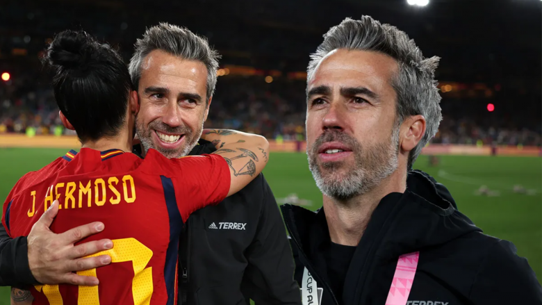 E përkrahi presidentin, Spanja shkarkon trajnerin e Kombëtares