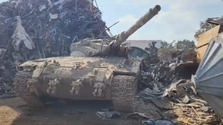 Një tank që ishte vjedhur nga një bazë ushtarake në Izrael është gjetur në një hekurishte