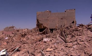 Pamje nga fshati ku pothuajse gjysma e njerëzve të tij janë konfirmuar të vdekur, pas tërmetit shkatërrues në Marok