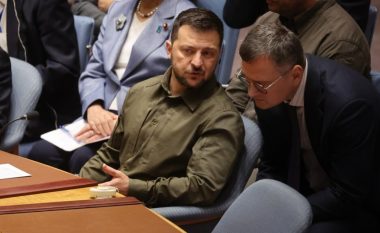 Zelensky bojkoton fjalimin e Lavrovit – largohet nga seanca e Kombeve të Bashkuara