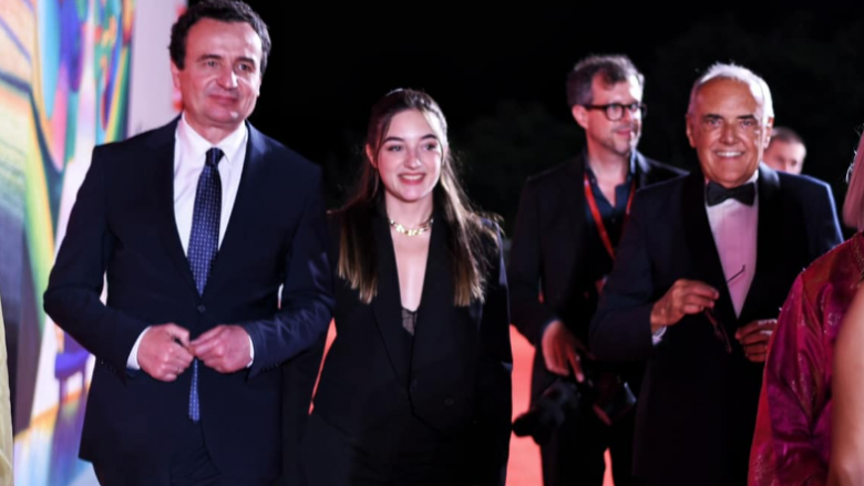 “Bota jonë” i regjisores Luana Bajrami shfaqet krahas filmave të tjerë ndërkombëtarë në Festivalin e Filmit në Venecia