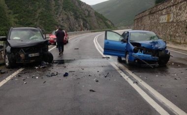 Lëvizjet në pikun e sezonit turistik rritën aksidentet në Shqipëri, shkak kryesor sjellja e shoferëve