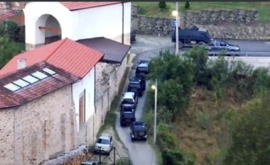 Policia: Në manastir u gjet helmeta e Policisë së Kosovës që ishte marrë nga vendi ku u vra rreshteri Bunjaku