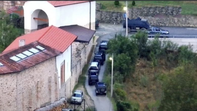 Policia: Në manastir u gjet helmeta e Policisë së Kosovës që ishte marrë nga vendi ku u vra rreshteri Bunjaku