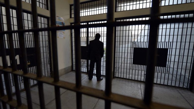 Ndalohet një person nga Shkupi për të vuajtur dënimin me burg