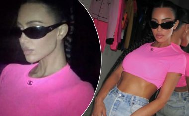Kim Kardashian fokuson linjat e tonifikuara të trupit në imazhet e reja