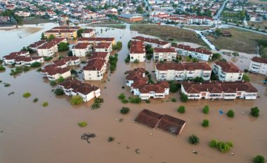 Të paktën dhjetë të vdekur dhe katër të zhdukur nga përmbytjet në Greqi