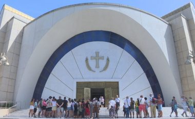 “Pyetja për fenë duhej me detyrim”, komuniteti fetar: Regjistrimi i popullësisë do tregojë se jemi më pak shqiptarë