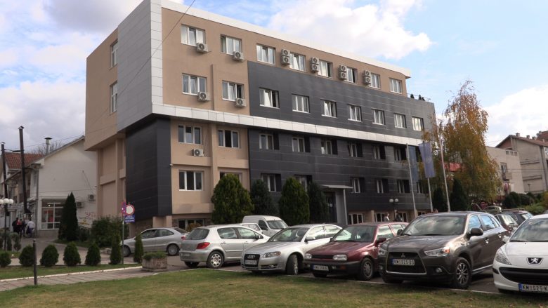 Pas Mitrovicës së Veriut, edhe Leposaviqi voton t’i bashkohet Asociacionit të Komunave të Kosovës
