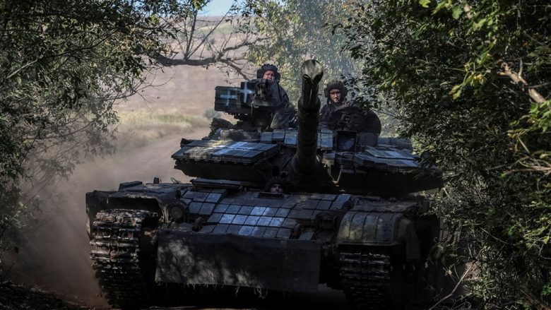 Tanket “Abrams” arrijnë në Ukrainë – disa karakteristika të mjetit luftarak amerikan