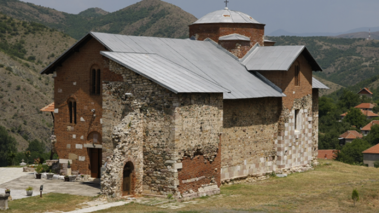 Dioqeza Rashkë-Prizren: Personat e armatosur janë larguar nga Manastiri i Banjskës