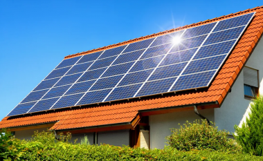 Aliu: Qytetarët nuk do të kenë nevojë që të pajisen me leje ndërtimore për vendosjen e paneleve solare për konsum familjar