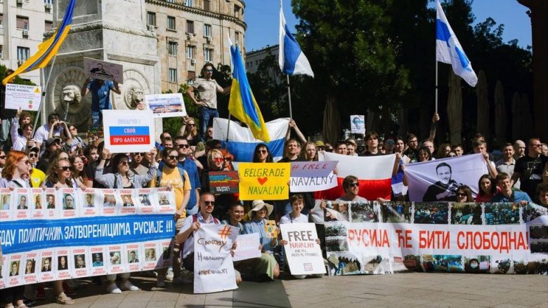 Aktivistët rusë që kundërshtojnë luftën në Ukrainë, Serbia po i shpall si ‘kërcënues të sigurisë kombëtare’
