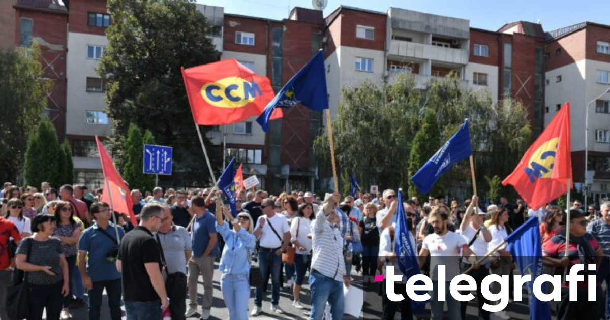 Protestojnë Punonjësit E Prokurorisë Publike Në Maqedoni, Kërkojnë ...