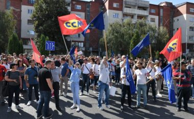 Protestojnë punonjësit e Prokurorisë Publike në Maqedoni, kërkojnë rritje të pagave