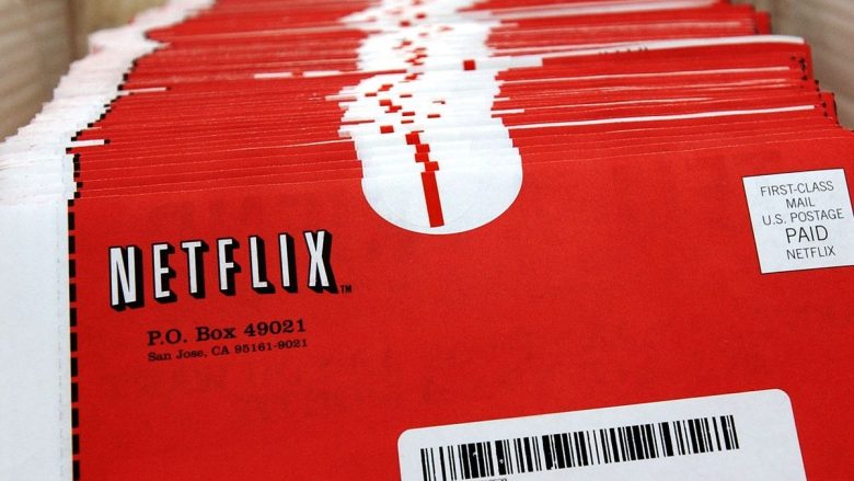 Netflix mbyll biznesin të dhënies me qira të DVD-ve, duke shënuar fundin e epokës së ‘zarfeve të kuqe’