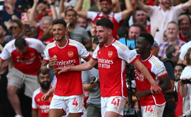 Spektakël me katër gola në Emirates: Arsenali 'shkelë' mbi Man United në fund të derbit