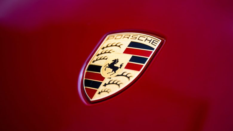 Aplikimi për markimin e tingullt të veturës elektrike të Porsche u refuzua nga autoritetet evropiane të markave tregtare