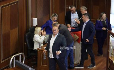 Deputetët e Listës serbe të pranishëm Kuvend
