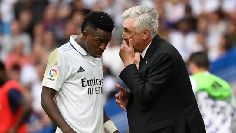 “Ai qau për orë të tëra” – Ancelotti bën shaka kur pyetet për mungesën e Vinicius në listën e të nominuar për “FIFA The Best”