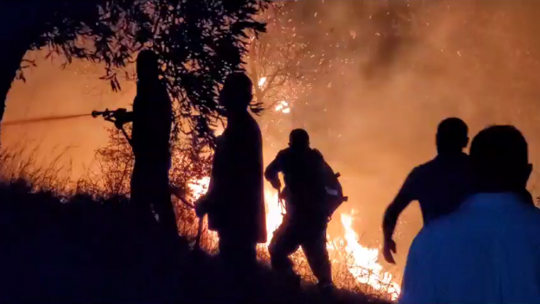 Shpërthen zjarr në një deponi në Shkup, digjen goma