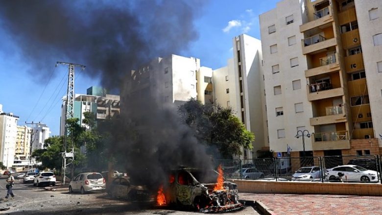 Hamasi paralajmëron banorët e qytetit izraelit: Largohuni para orës 17:00