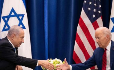 Biden bisedon në telefon me Netanyahun, diskutojnë për situatën në Izrael