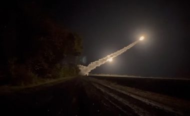 Gjenerali ukrainas publikon pamjet nga lansimi i raketës së parë nga ATACMS-i amerikan