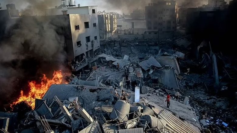 Ushtria izraelite me tanke, aeroplanë e dronë kryen sulme në Rripin e Gazës