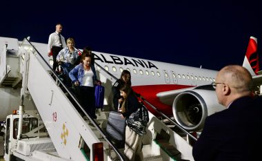 Dyzet shqiptarë evakuohen nga Izraeli, mes tyre ka edhe nga Kosova