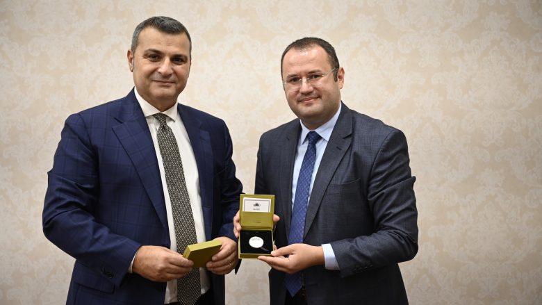 Guvernatori i Bankës së Shipërisë vizitoi Bankën Qëndrore të Kosovës