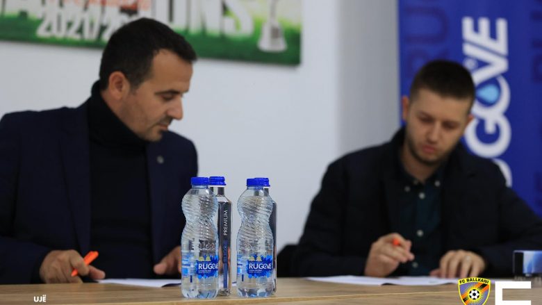 Kampionët bëhen bashkë drejt sukseseve të reja, Ujë Rugove dhe FC Ballkani nënshkruajnë marrëveshje sponsorizuese