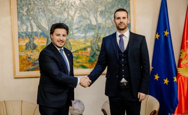 Abazoviq ia dorëzon detyrën kryeministrit të ri të Malit të Zi, Milojko Spajiq