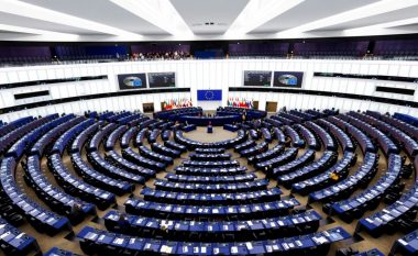 Agresioni ndaj Kosovës, Parlamenti Evropian pritet të miratojë sot rezolutë